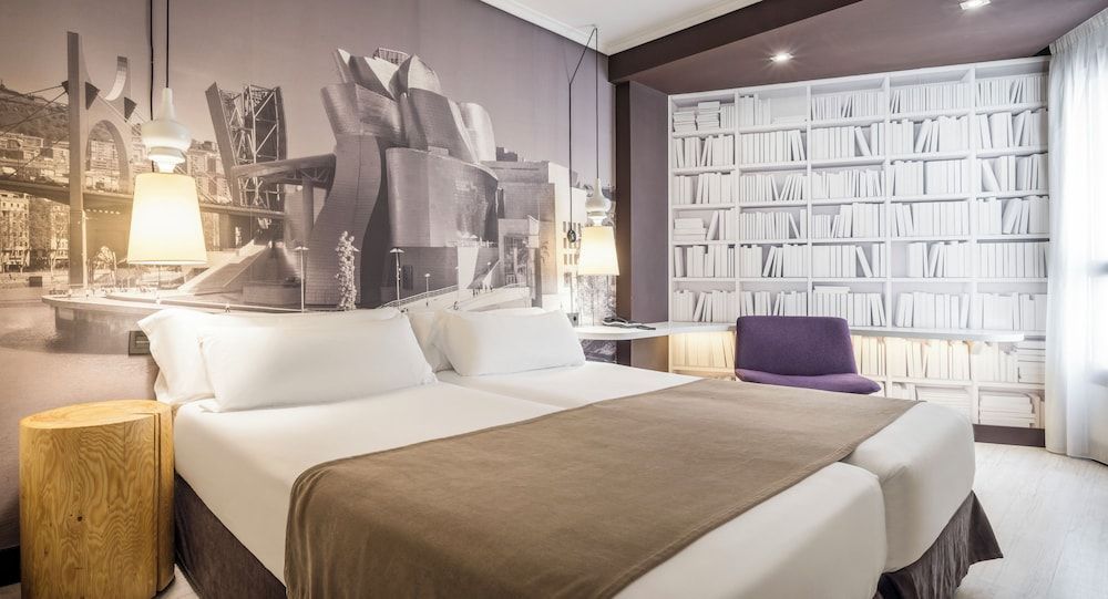 Hotel ILUNION Abando Bilbao 1