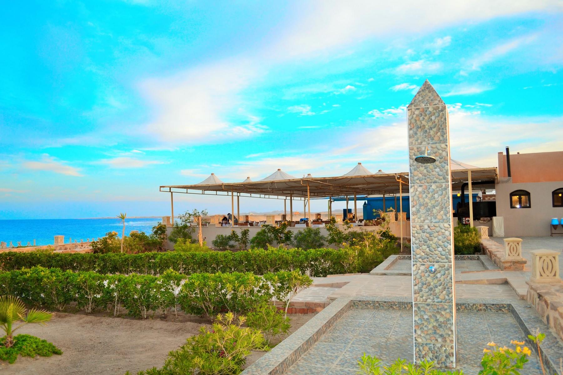 Rohanou Beach Resort 1