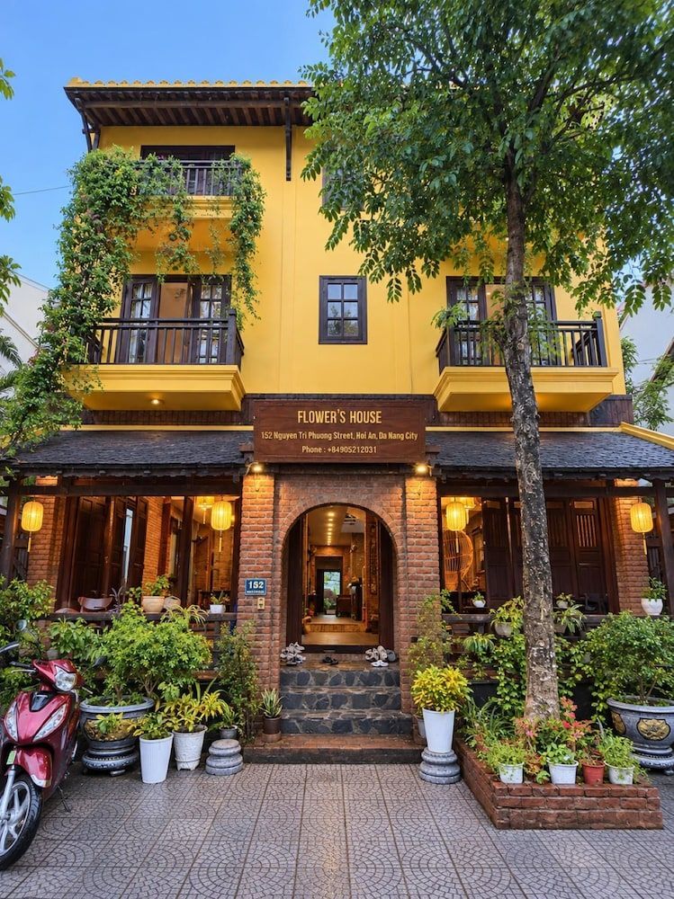 Flowers House Hoi An 1