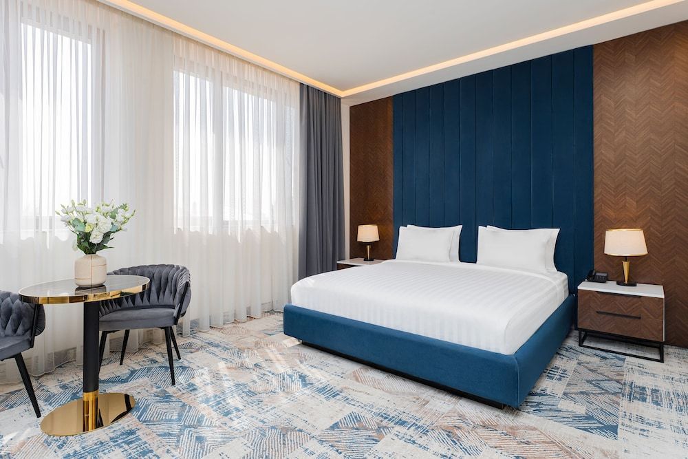 Venice Hotel Complex 1