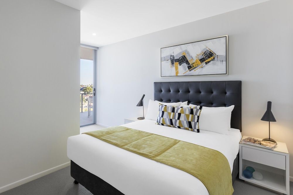 Oaks Brisbane Woolloongabba Suites 1