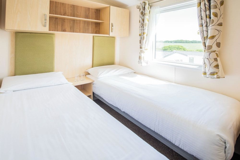 Widemouth Bay Caravan Park 2