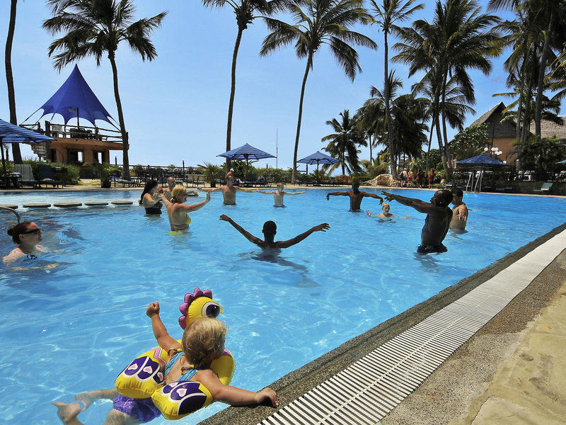 Bahari Beach Hotel 2