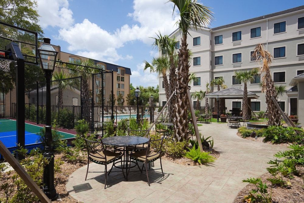 Staybridge Suites LAFAYETTE-AIRPORT by IHG 1