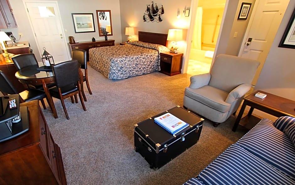 Baileys Harbor Yacht Club Resort 1