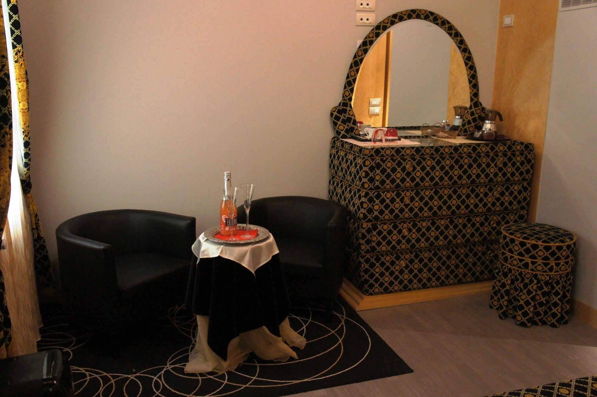 Venice Dose Suite 1