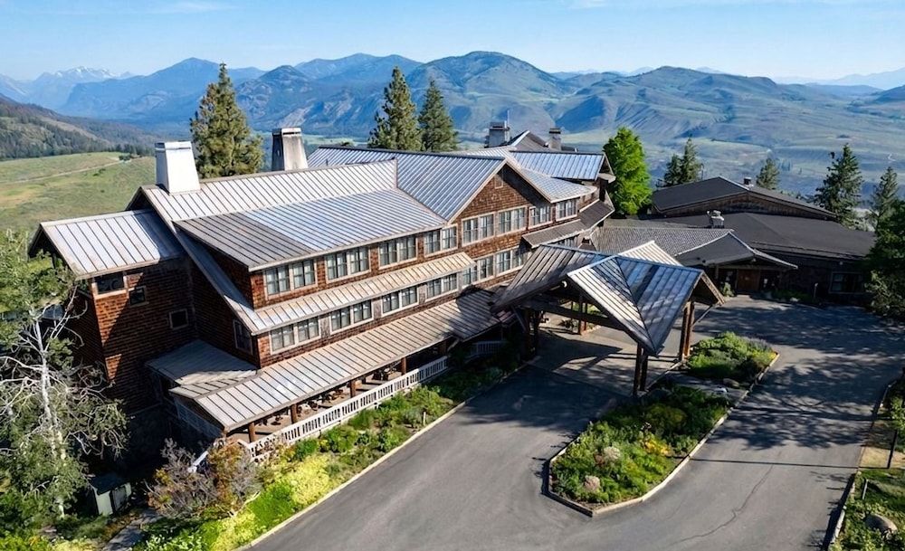Sun Mountain Lodge 1
