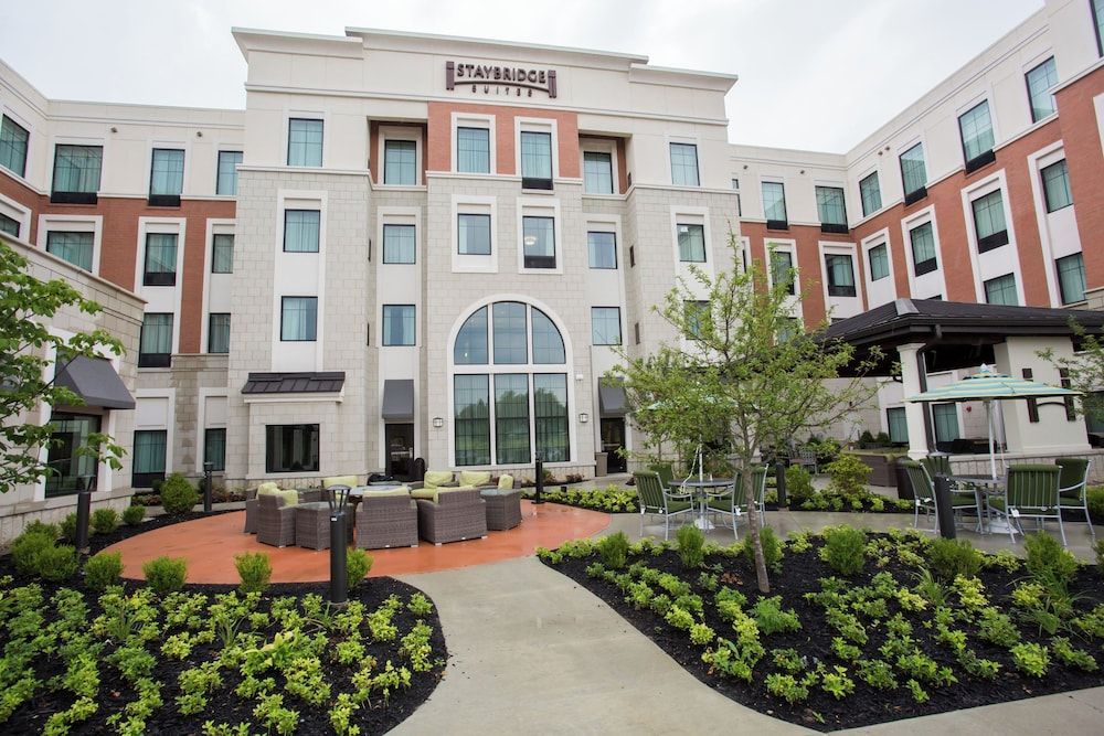 Staybridge Suites MIAMISBURG by IHG 1