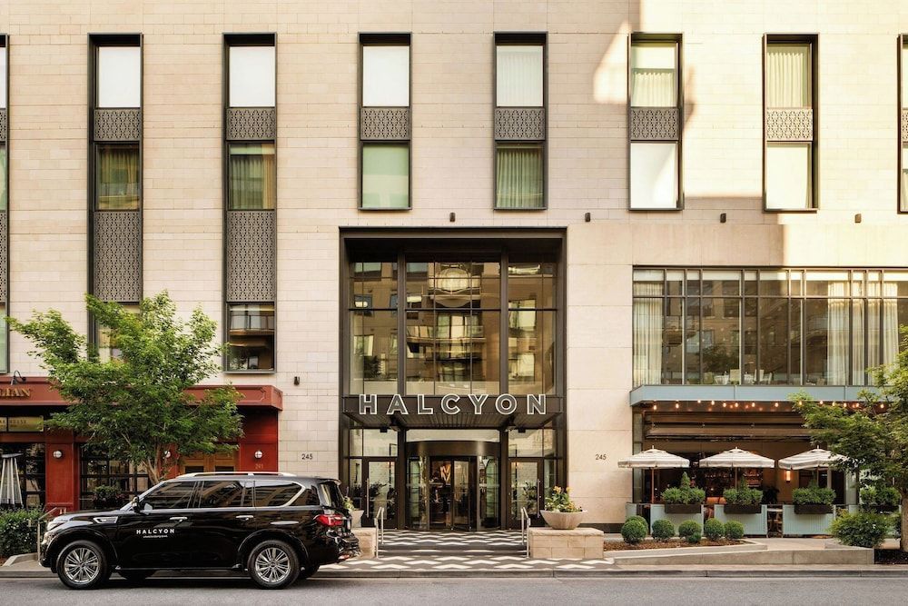 Halcyon, a hotel in Cherry Creek, Denver 1