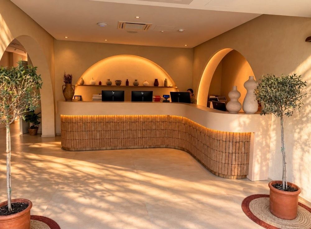 Beach Hotel Terracotta 2