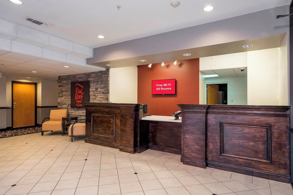 Red Roof Inn & Suites Biloxi - Ocean Springs 2