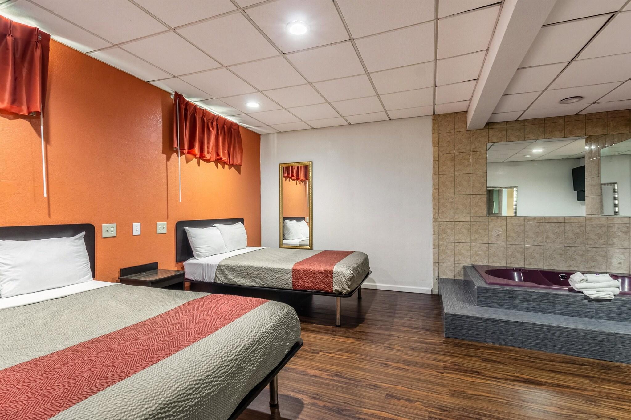 Motel 6 Elizabeth, NJ - Newark Liberty Intl Airport 2