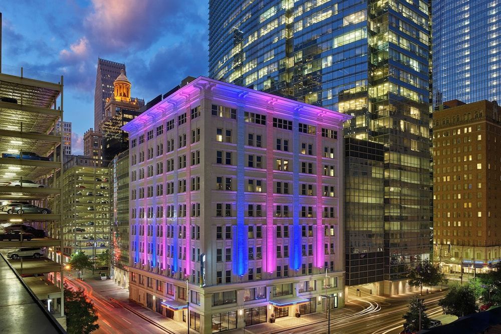 Aloft by Marriott Houston Downtown 1