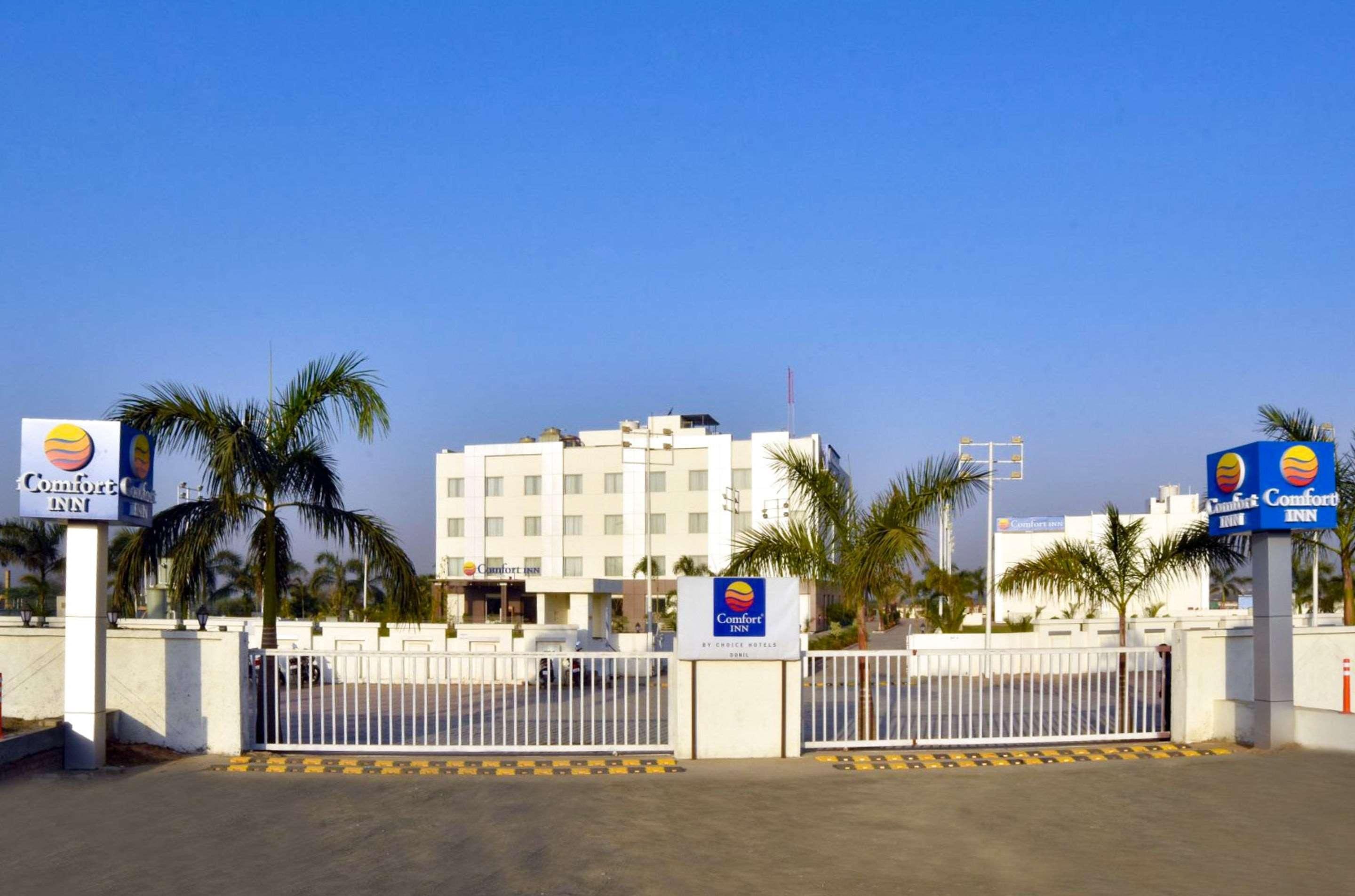 Manish Aura Grand 2