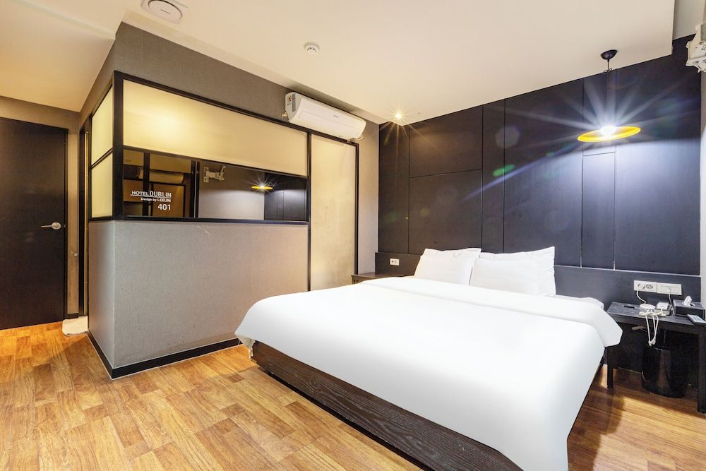 DUBLIN Hotel 1