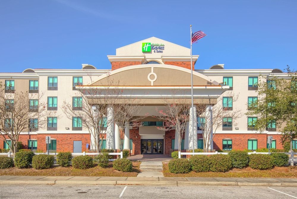 Holiday Inn Express & Suites GULF SHORES by IHG 1