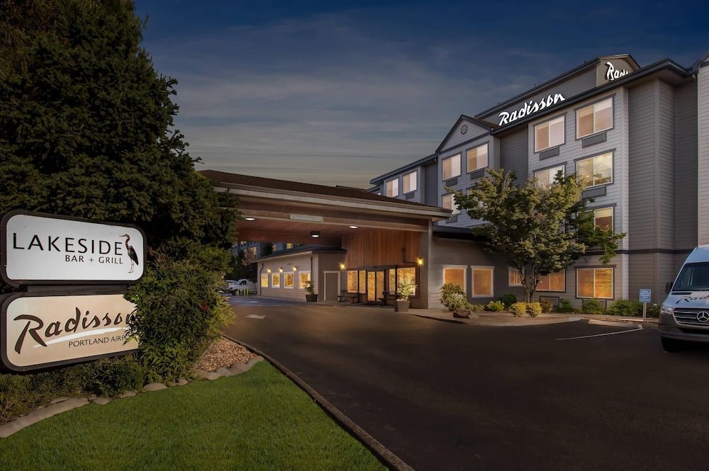 Radisson Hotel Portland Airport 1