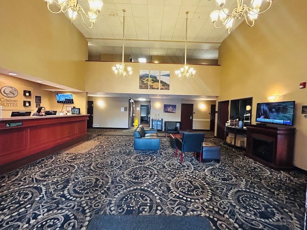 Comfort Suites Portland Southwest 2