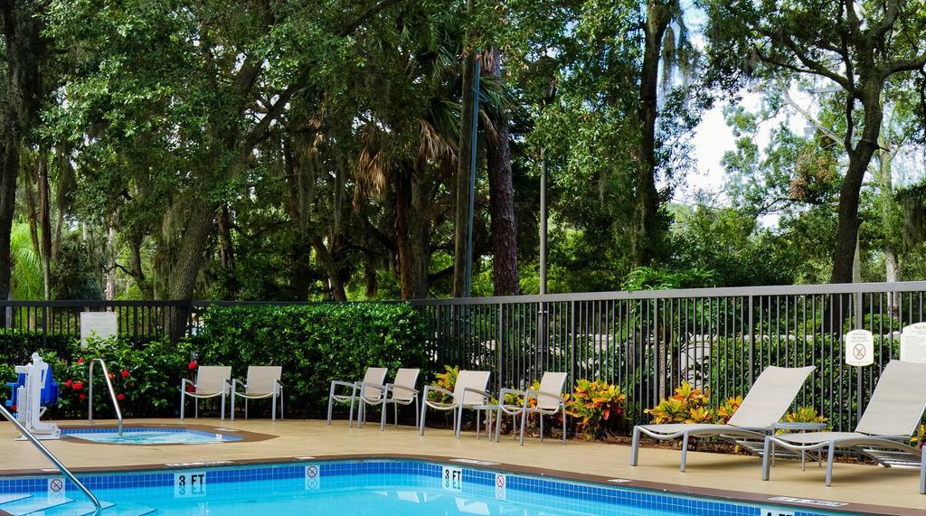 Holiday Inn Express & Suites Sarasota Bradenton by IHG 1