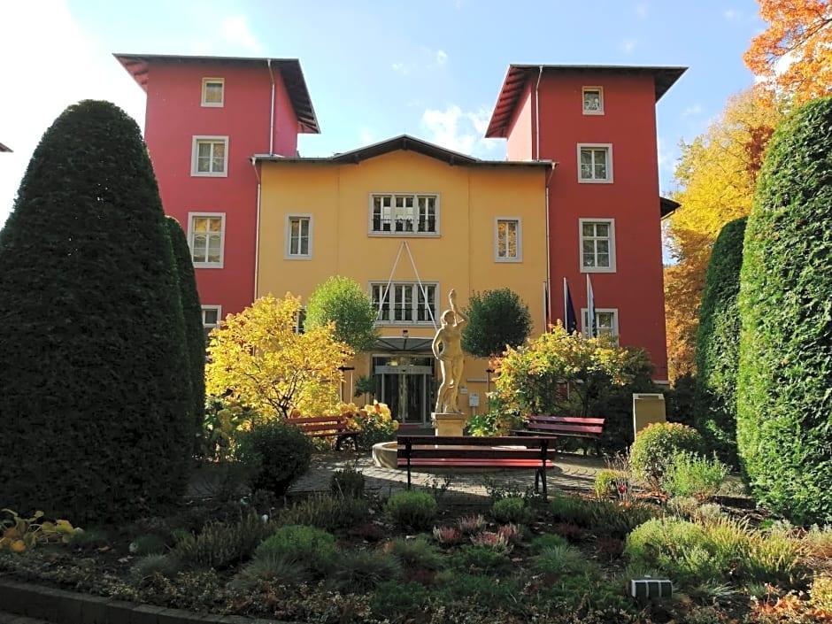 Parkhotel Bad Schandau - direkt an der Elbe 2