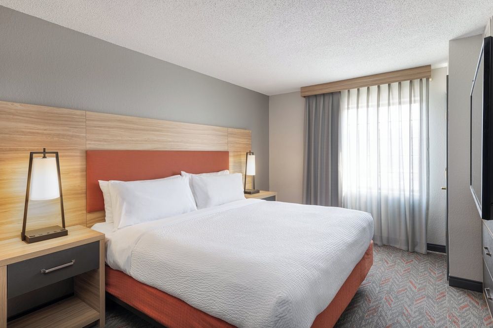 Candlewood Suites EAGAN ARPT SOUTH - MALL AREA by IHG 1