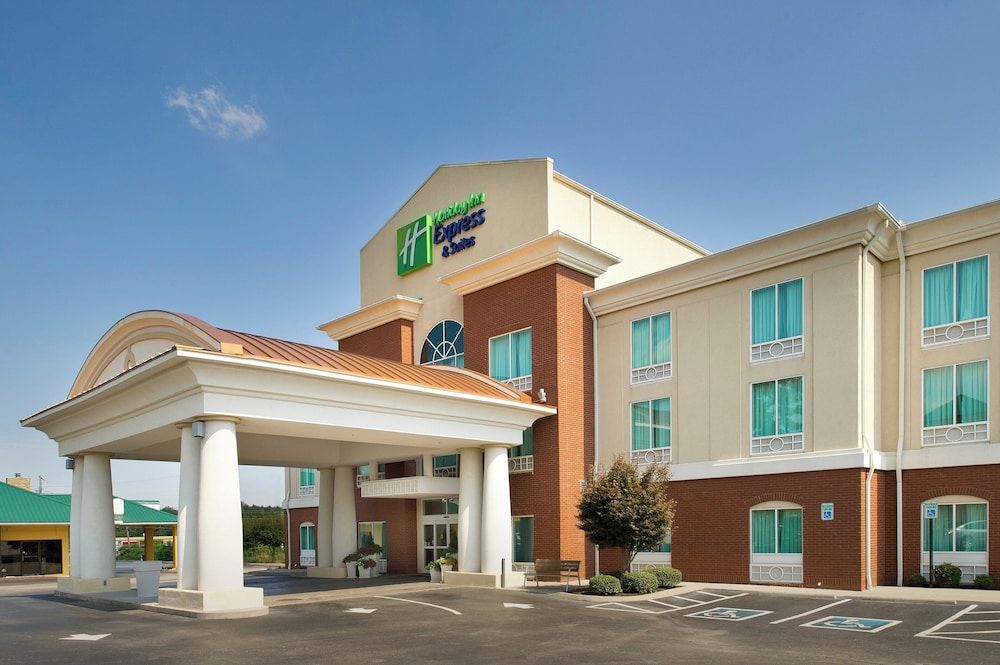 Holiday Inn Express & Suites LENOIR CITY (KNOXVILLE AREA) by IHG 1