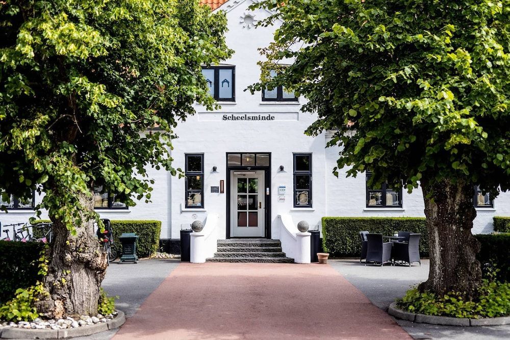 Hotel Scheelsminde 1