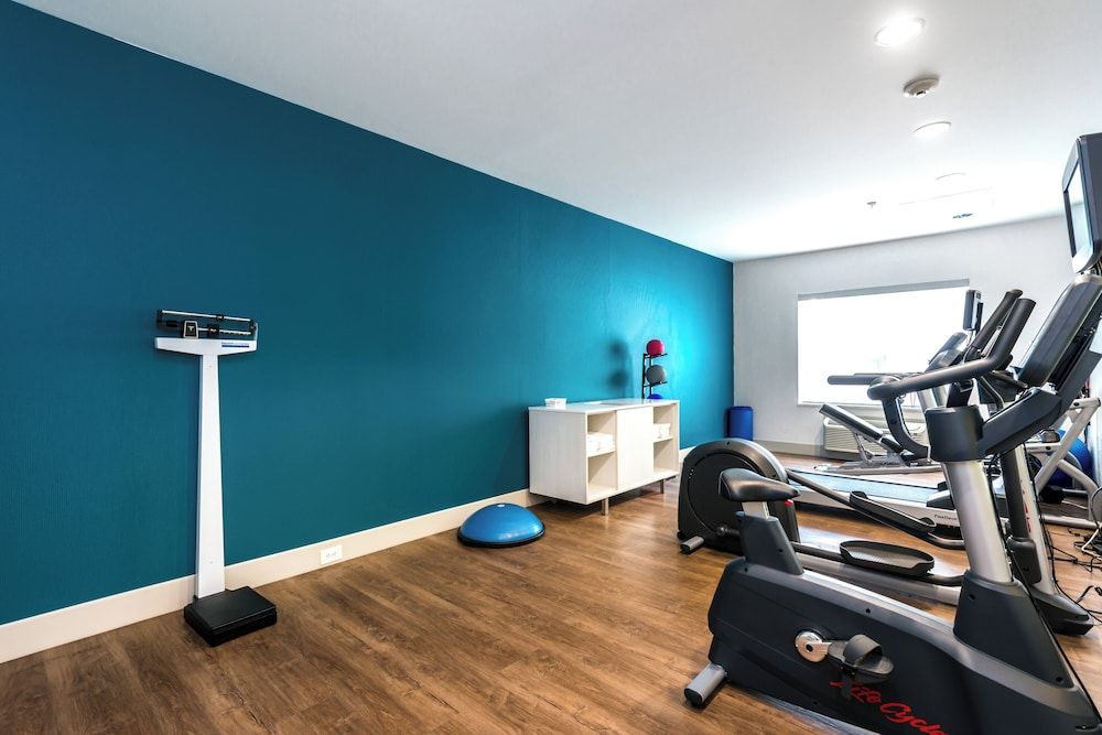 Holiday Inn Express & Suites LAGRANGE by IHG 1