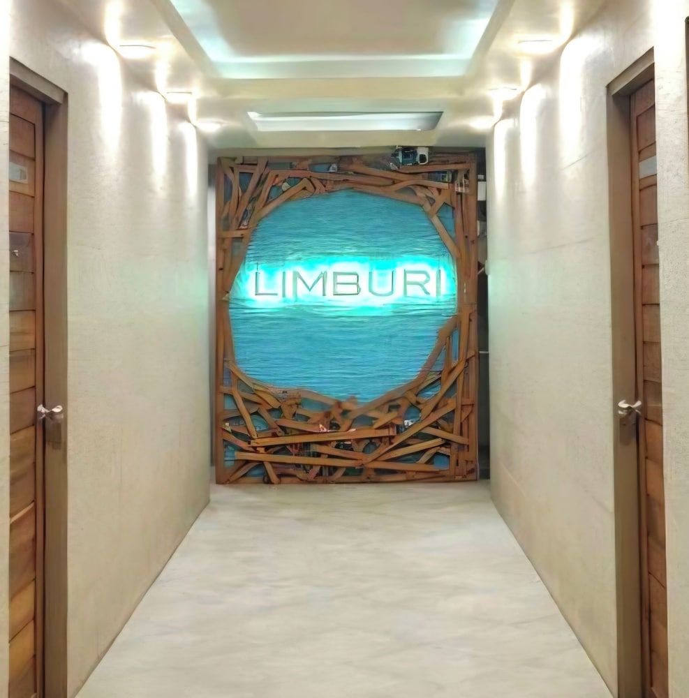 Limburi Hometel 1