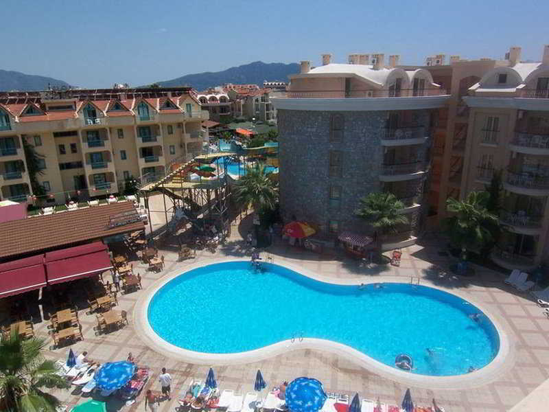 Green Valley Apart 1