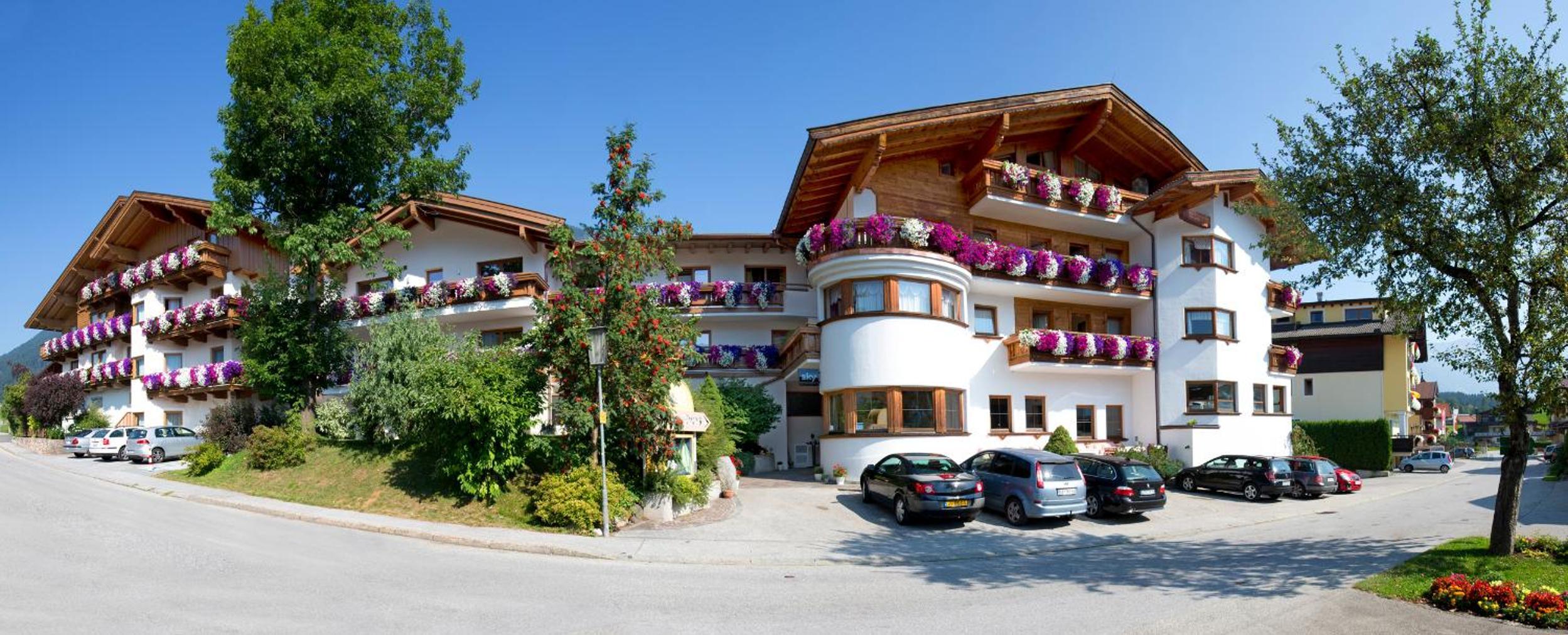 Ferienhotel Fuchs 1