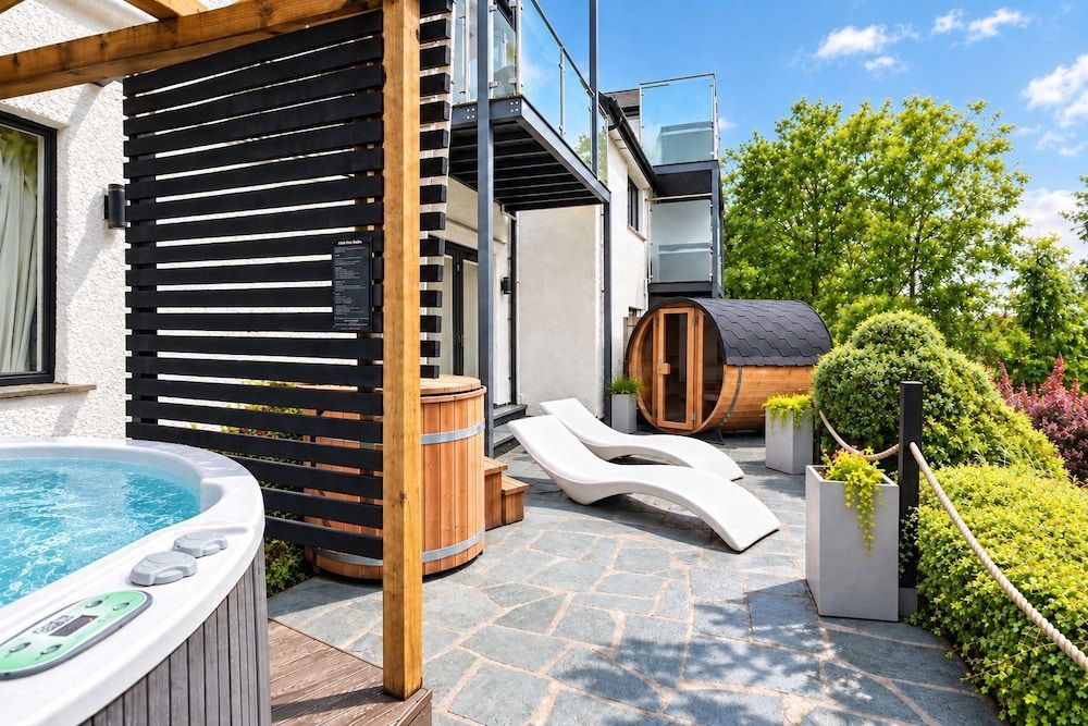 Aphrodites Group - Luxury Hot Tub Suites in Central Lake District! 1