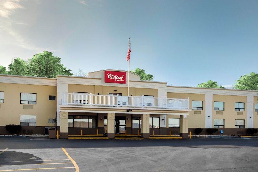 Red Roof Inn & Suites Newburgh - Stewart Airport West Point 1