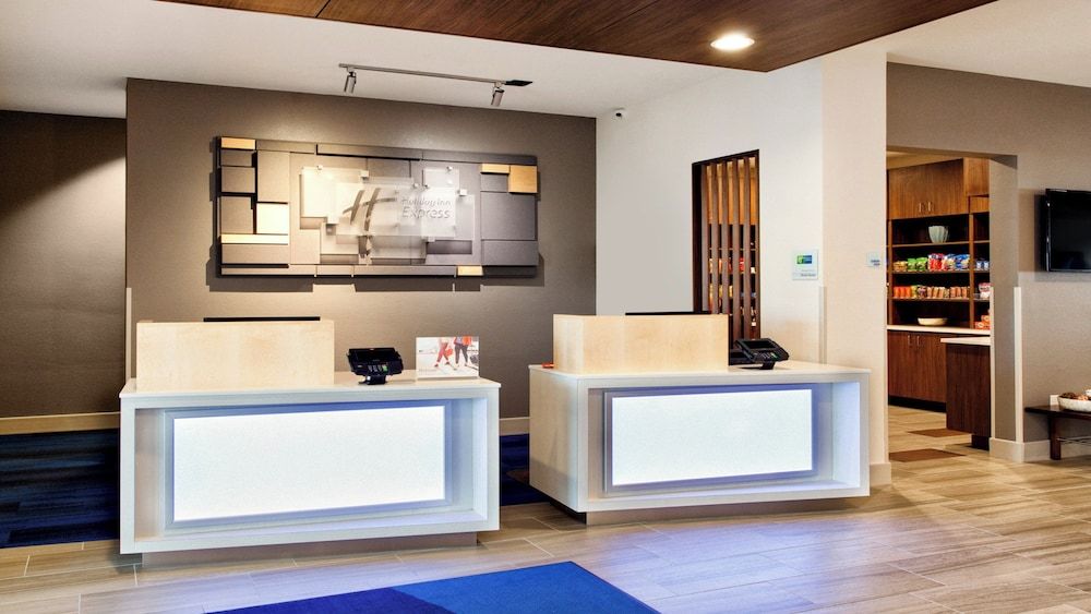 Holiday Inn Express LAKE WALES N-WINTER HAVEN by IHG 2