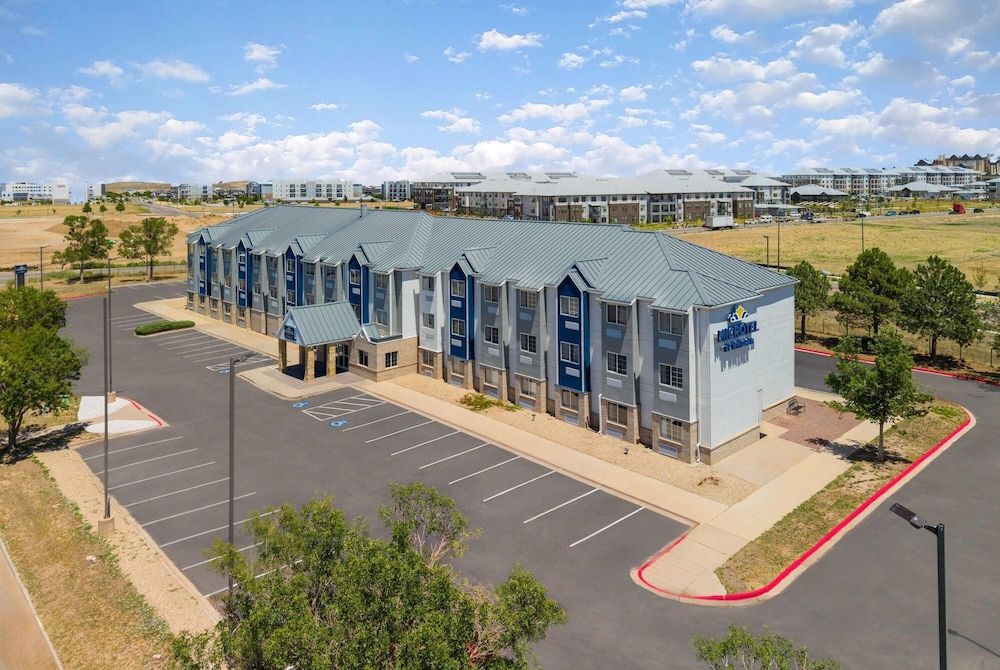 Microtel Inn & Suites by Wyndham Denver Airport 1
