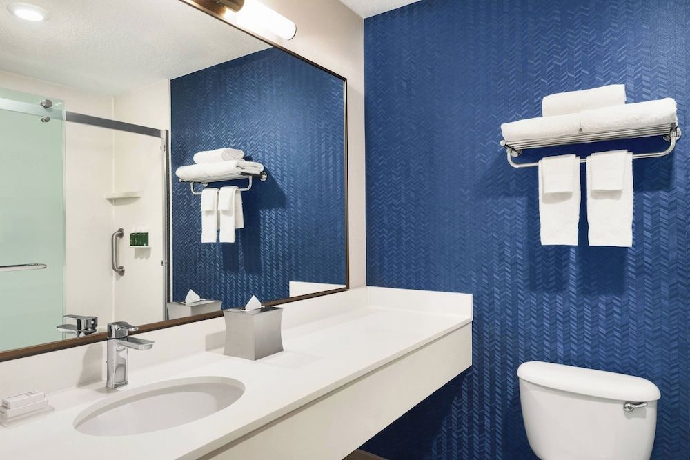 Fairfield Inn by Marriott Warren Niles 2