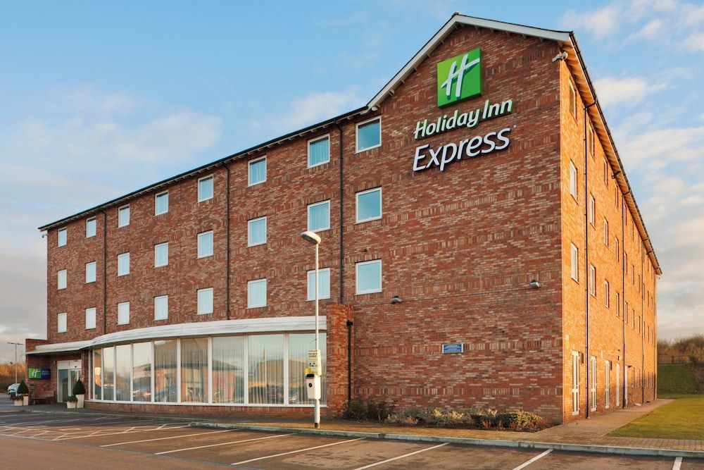 Holiday Inn Express NUNEATON by IHG 1