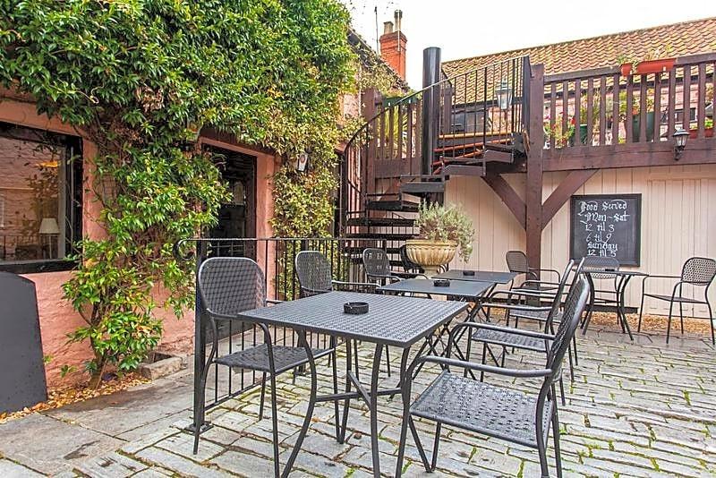 The City Arms 2