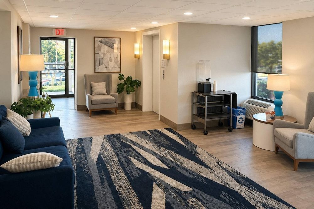 Comfort Inn & Suites Johnson City - Binghamton 2