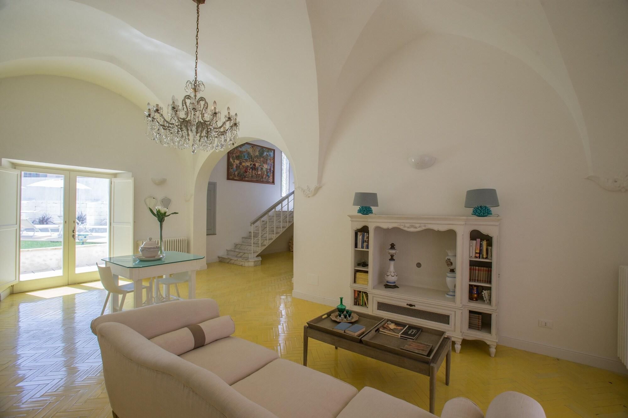 Li Pappi Antico Casale 1