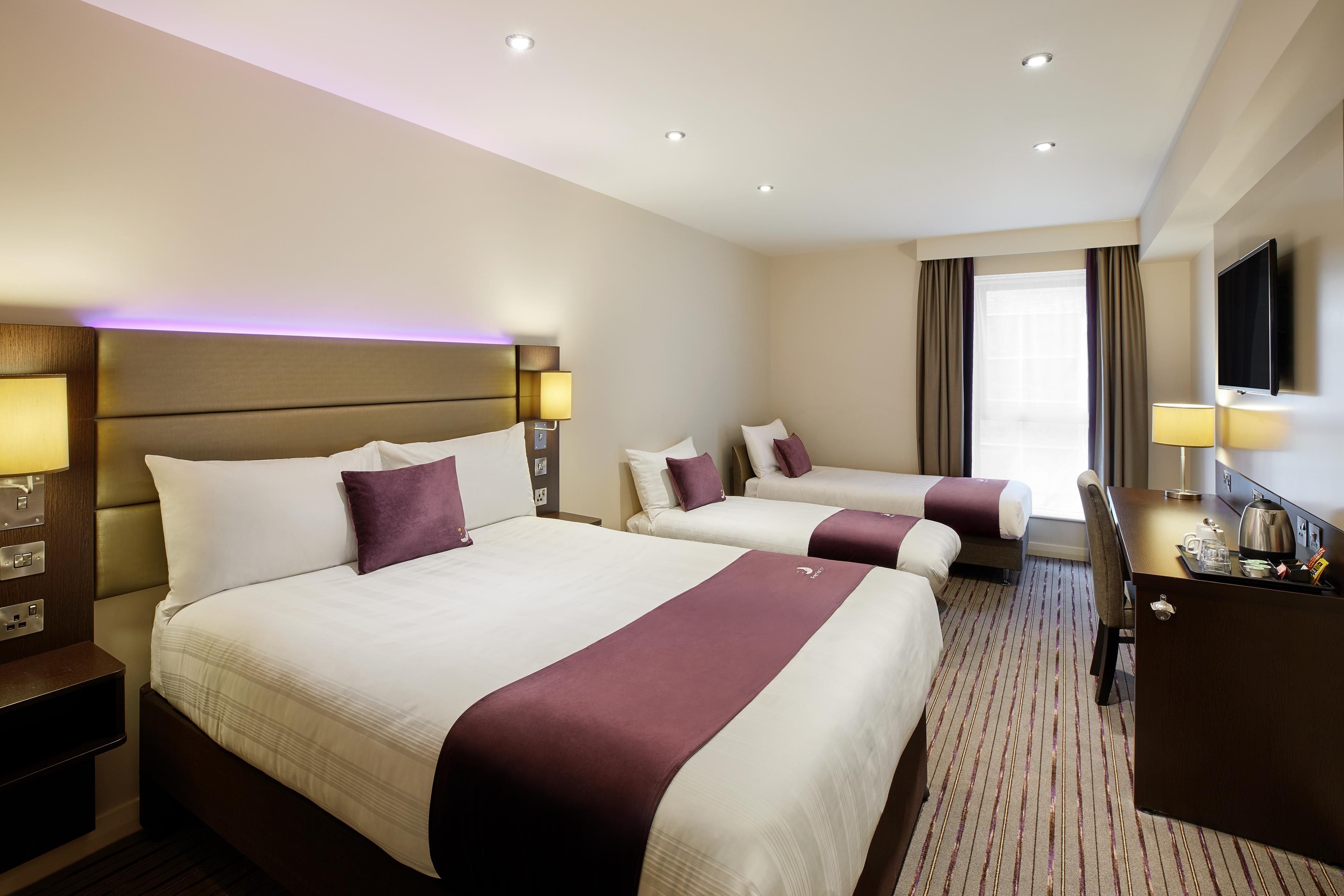 Premier Inn London Gatwick South 2