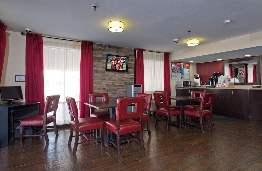 Red Roof Inn Corpus Christi South 2
