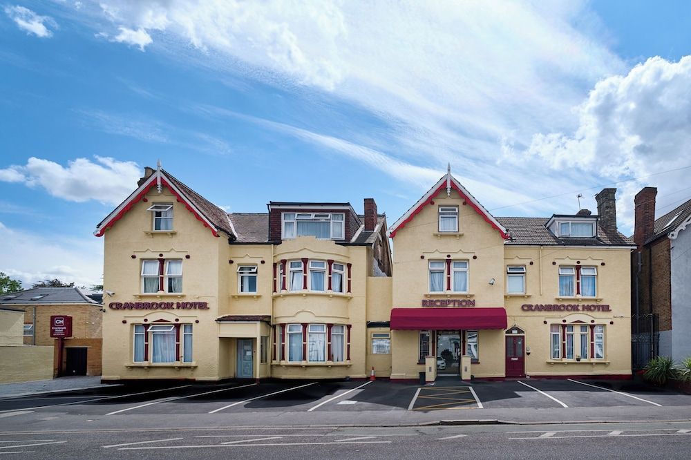 Cranbrook Hotel 1