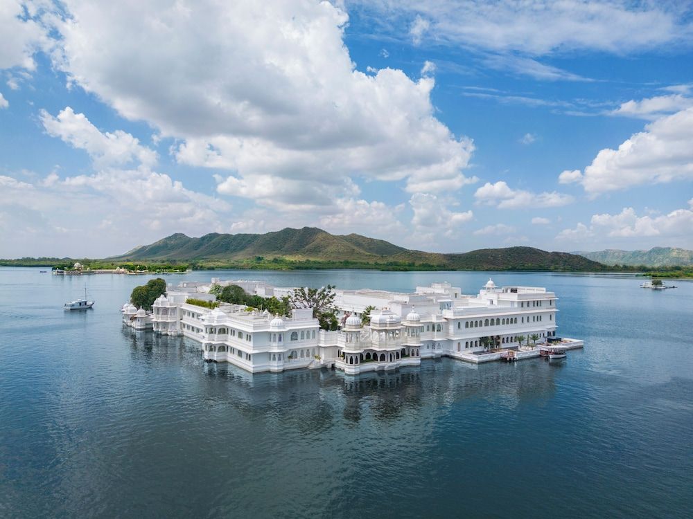 Taj Lake Palace Udaipur 1