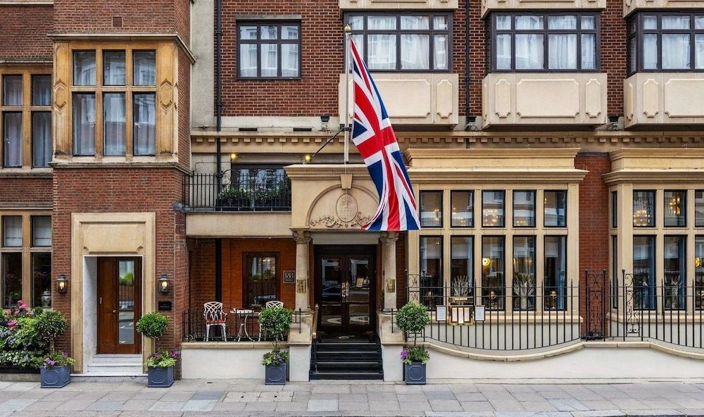 The Capital Hotel, Apartments & Townhouse - Small Luxury Hotels of The World 1