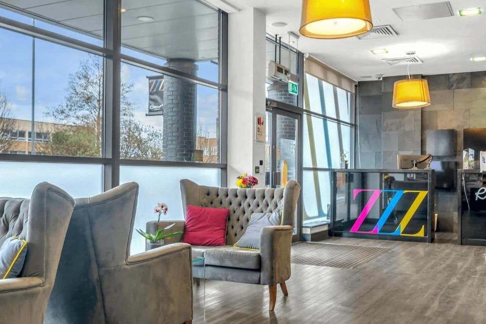 Roomzzz Aparthotel Leeds City West 2