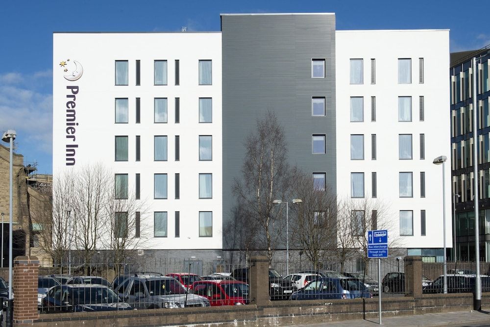 Premier Inn Blackburn Town Centre 1