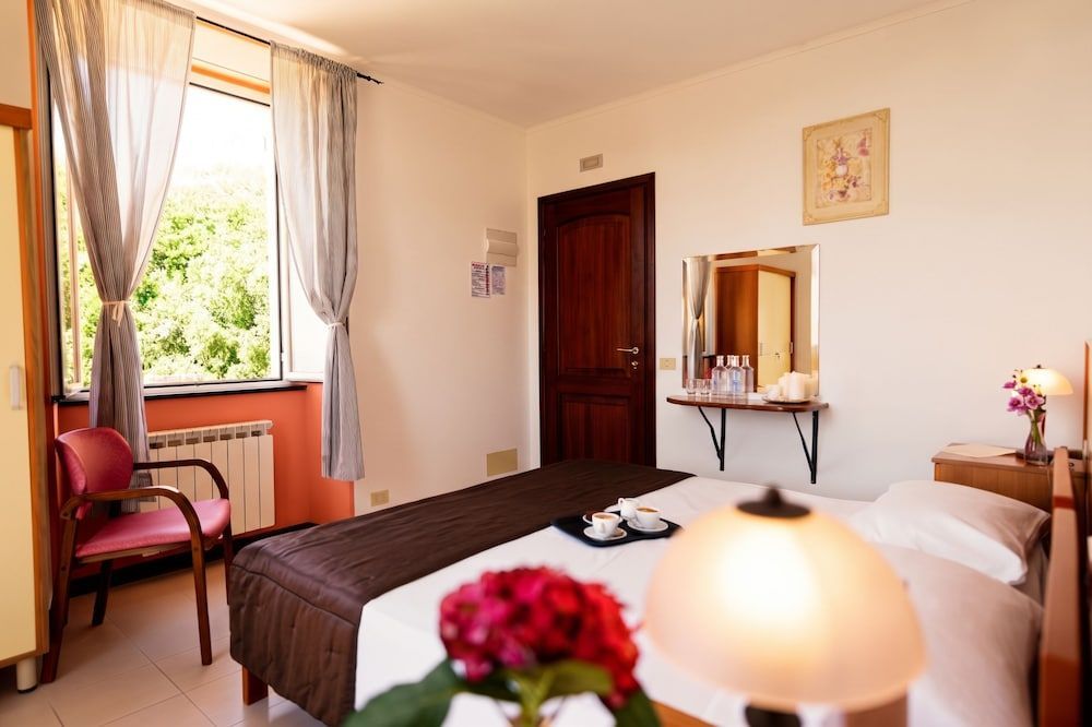 Hotel Montallegro 2