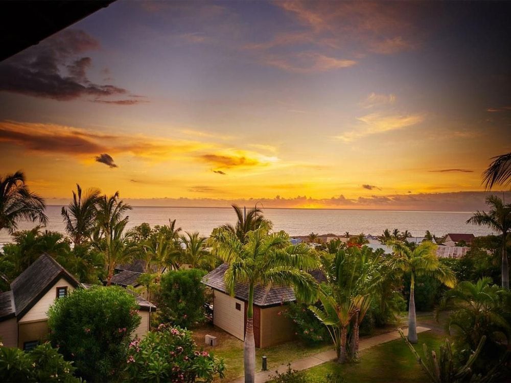 Iloha Seaview Hotel 1