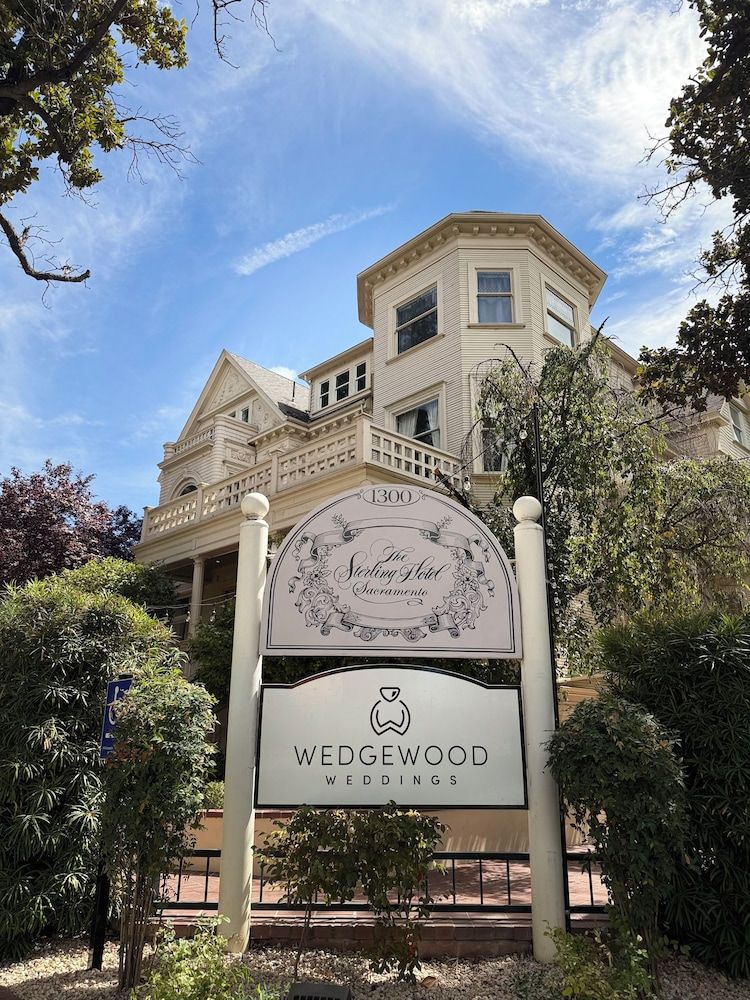 The Sterling Hotel 1